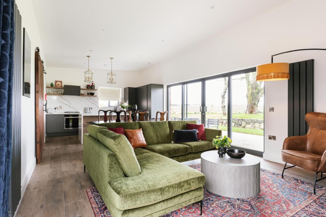 The Barn At Corrstown Village Portrush Extérieur photo