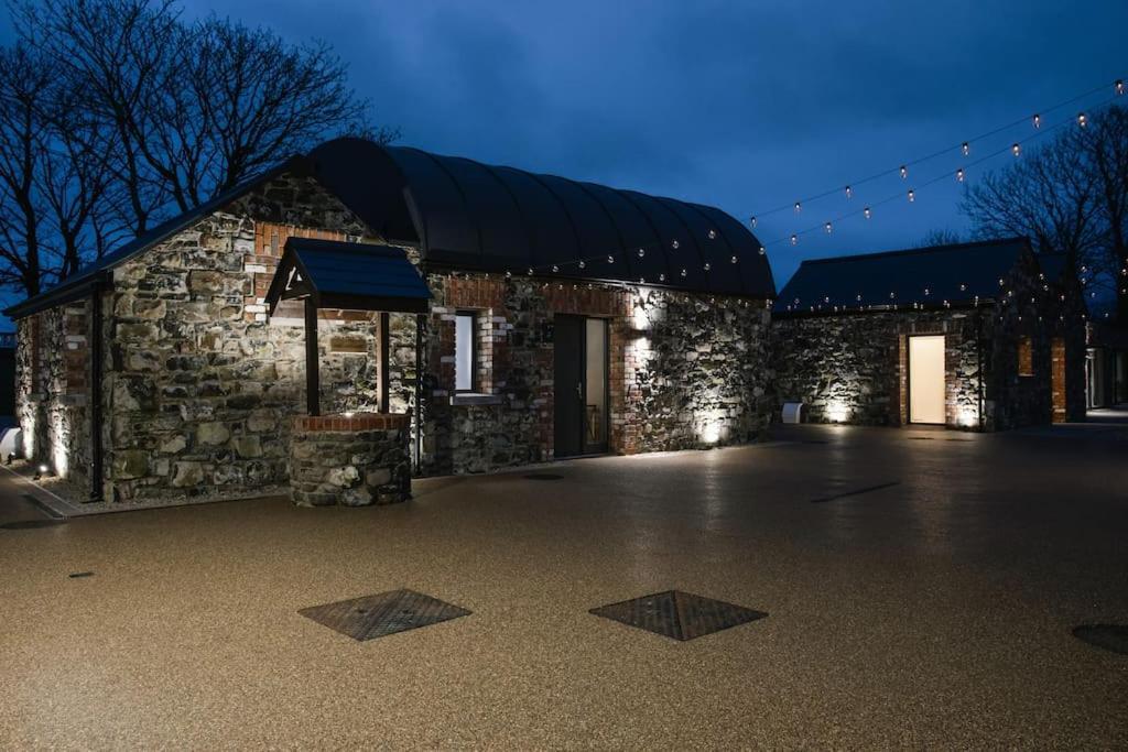 The Barn At Corrstown Village Portrush Extérieur photo
